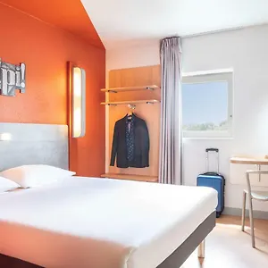 Ibis Budget Grigny Centre Hotel